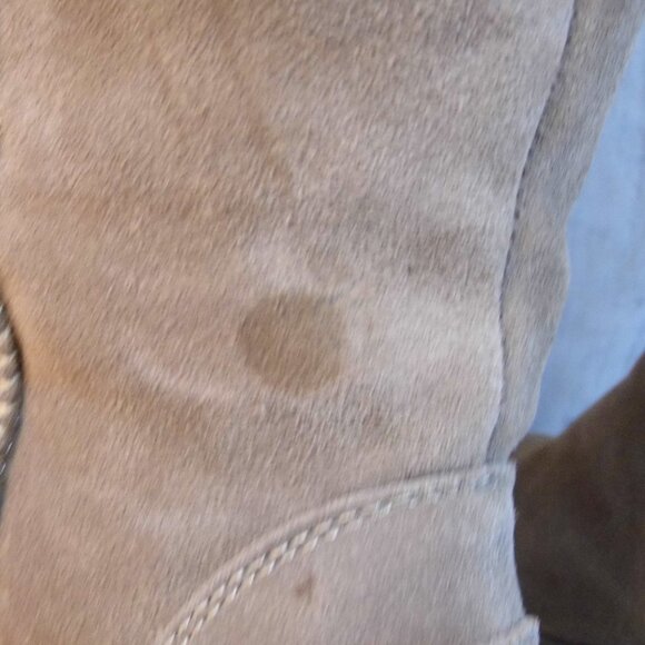 BEARPAW Highland Knee High Chestnut Suede/Sheepskin Wedge Boots Womens Size 8 - Picture 8 of 9